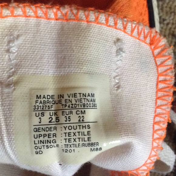 Kids Converse Sneakers - Picture 4 of 5